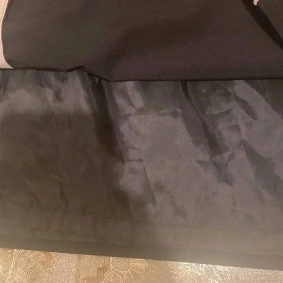 Apostrophe black skirt with white trim - Picture 6 of 7